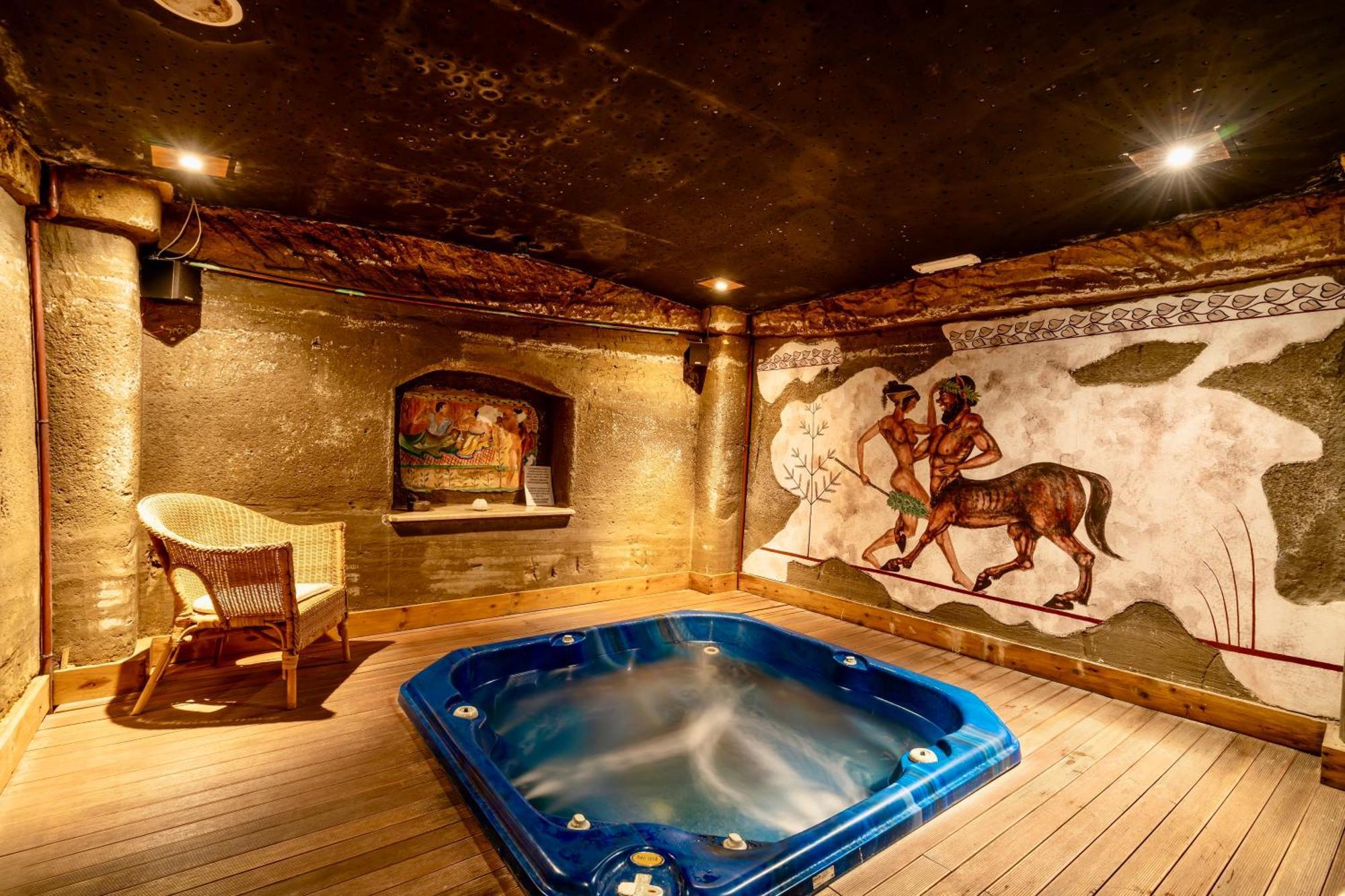 Isa - Residence With Swimming Pool In Sorano, Apartments With Air Conditioning And Private Outdoor Area Exterior foto